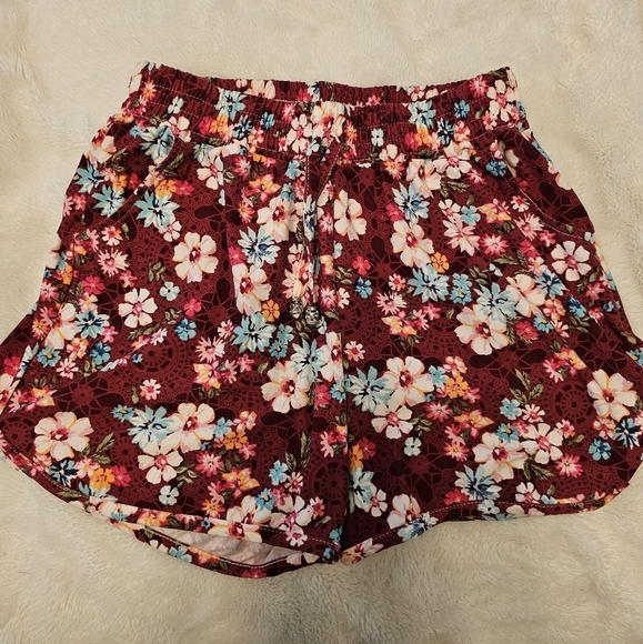 Pants - Cute Floral Shorts - Women's Small